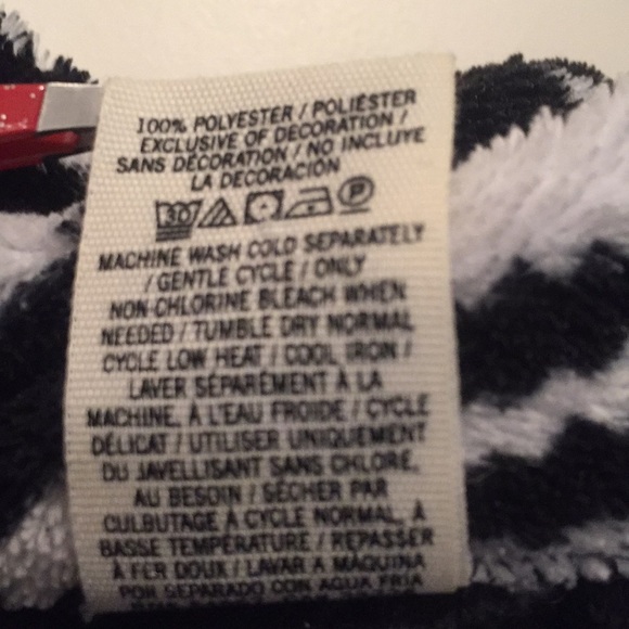 PINK Alpine Fleece Short Robe - Picture 7 of 7